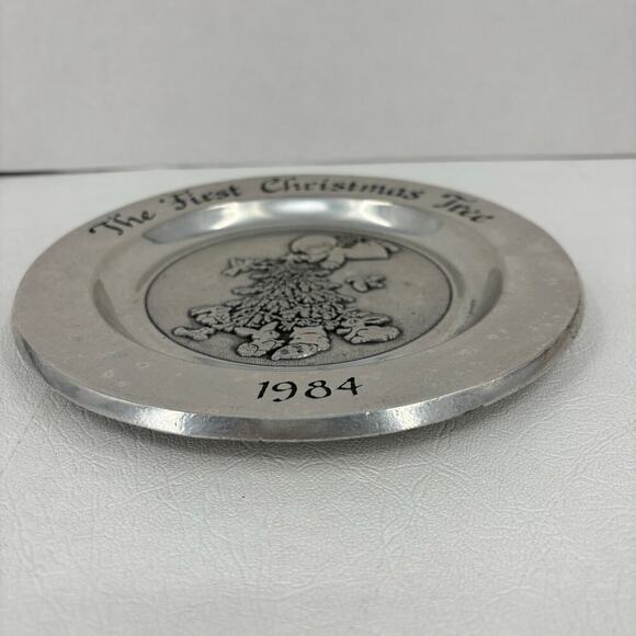 Wilton Pewter Plate The First Christmas Tree Vintage 1984 Wall Hanger 7.5 Inch - Picture 5 of 8